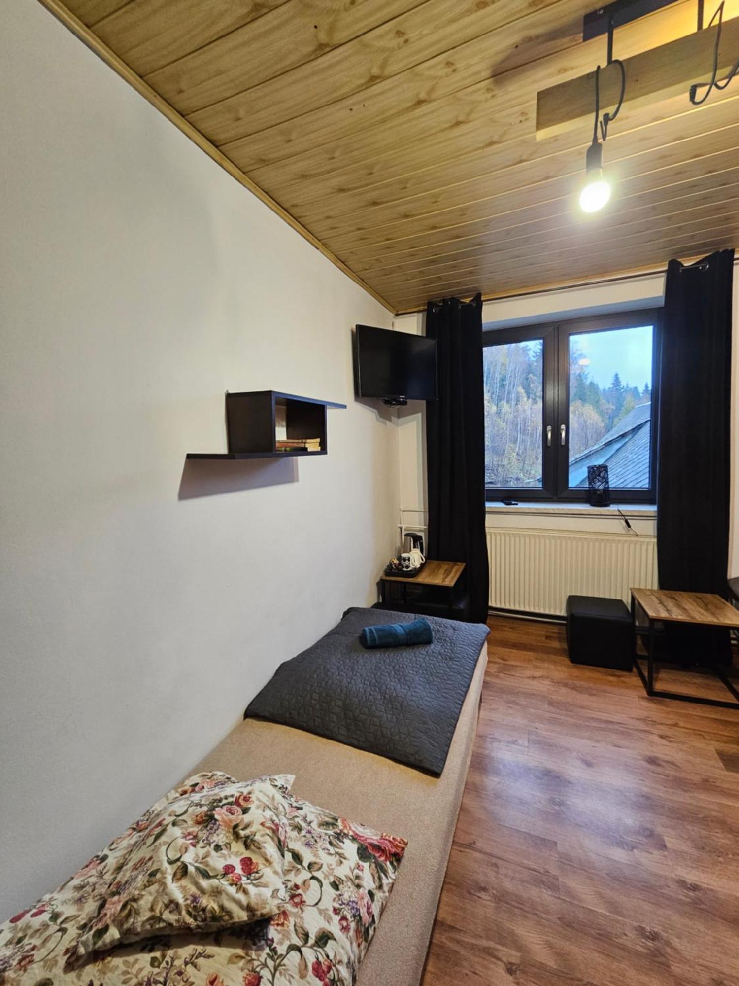 Zawoja Nad Korona Z Jacuzzi Villa Luaran gambar