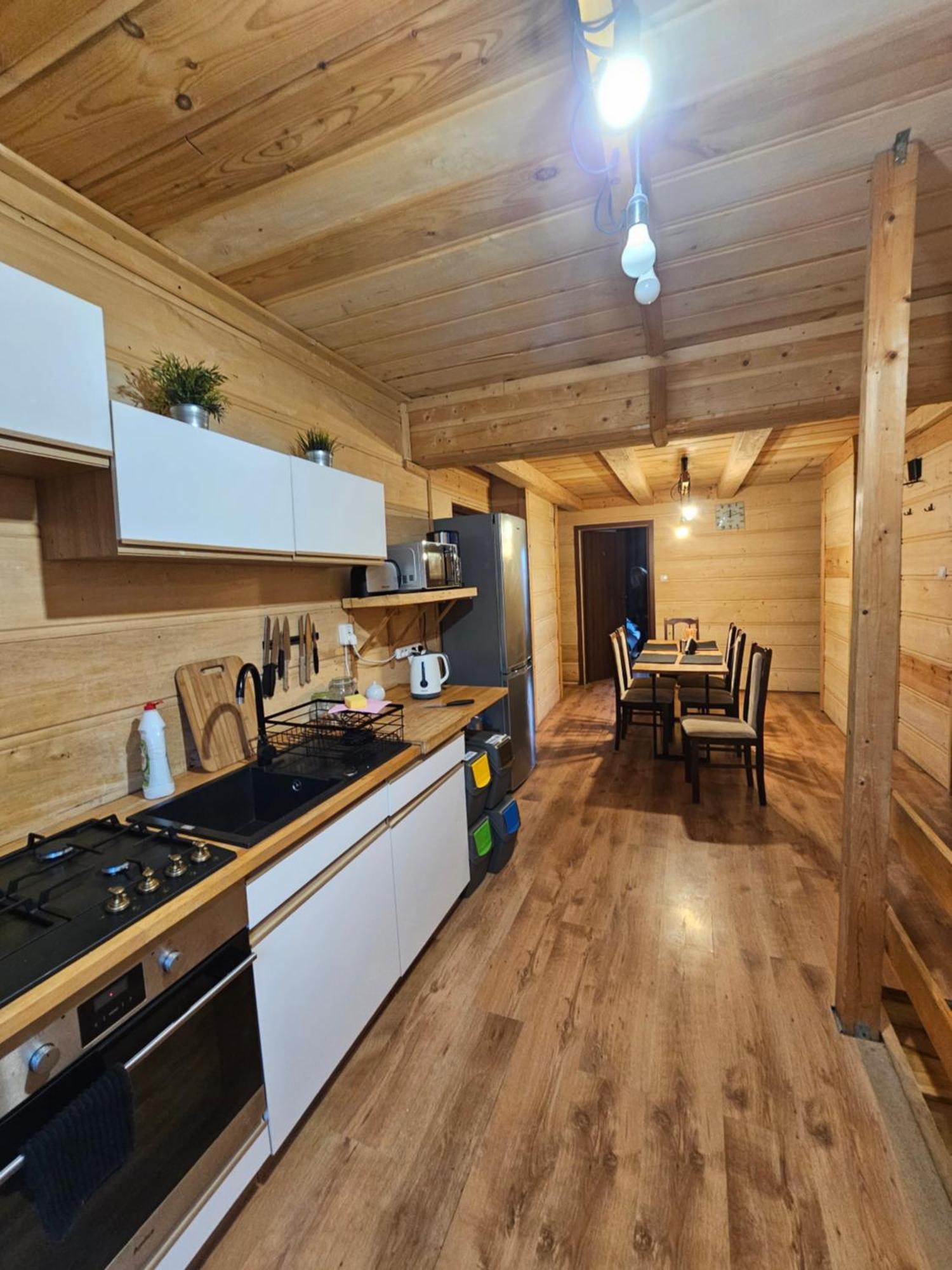 Zawoja Nad Korona Z Jacuzzi Villa Luaran gambar