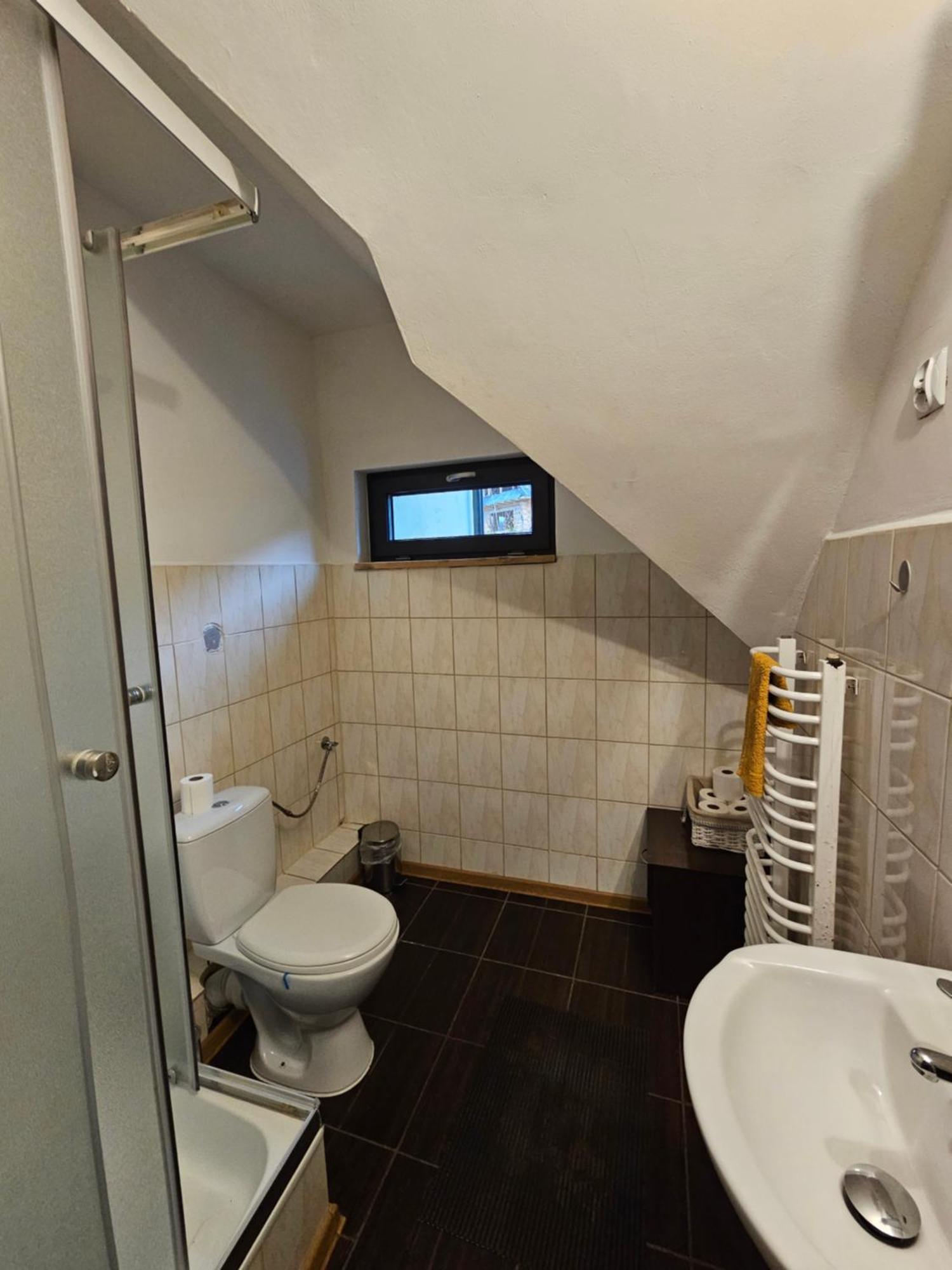 Zawoja Nad Korona Z Jacuzzi Villa Luaran gambar
