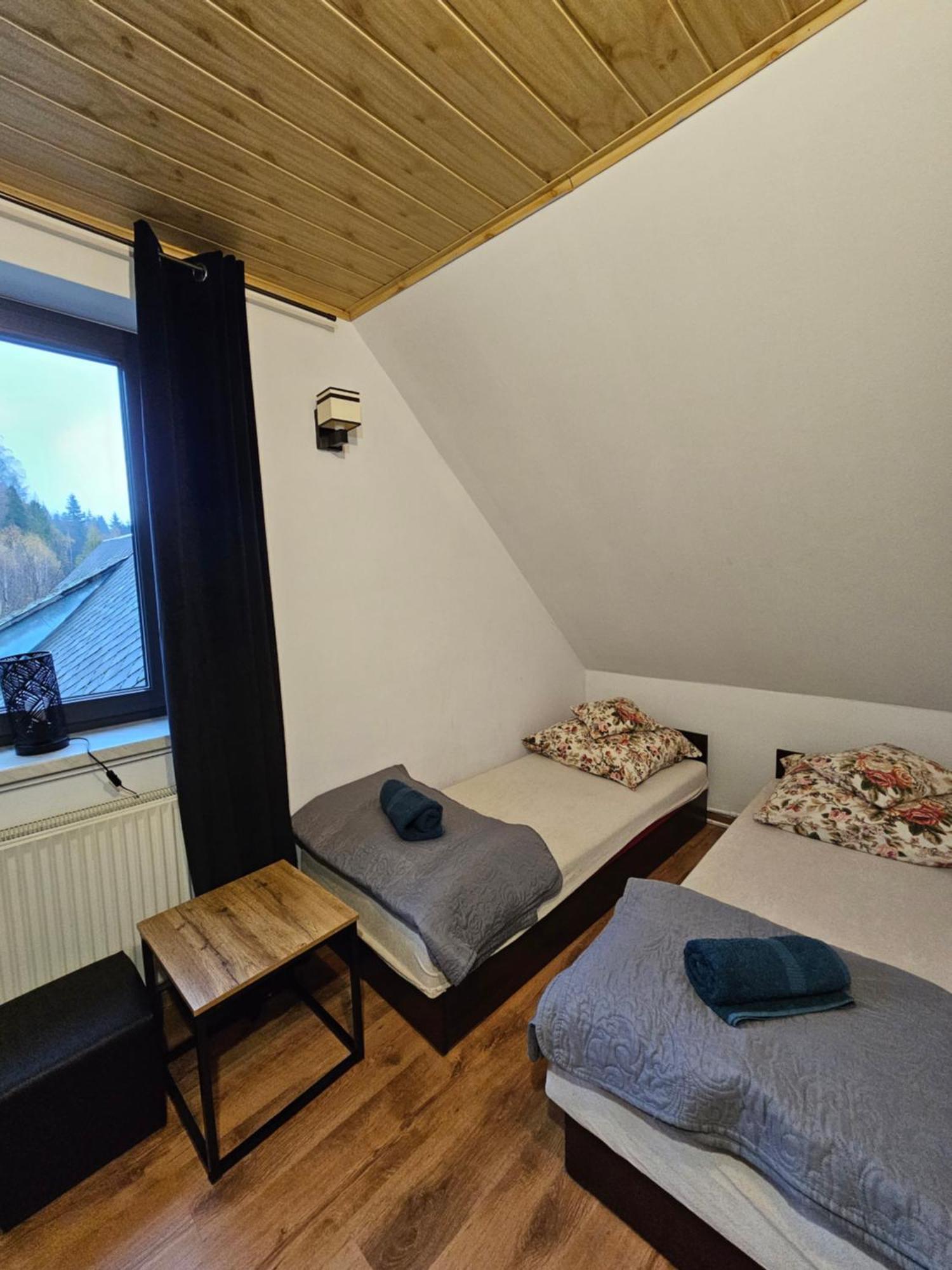 Zawoja Nad Korona Z Jacuzzi Villa Luaran gambar
