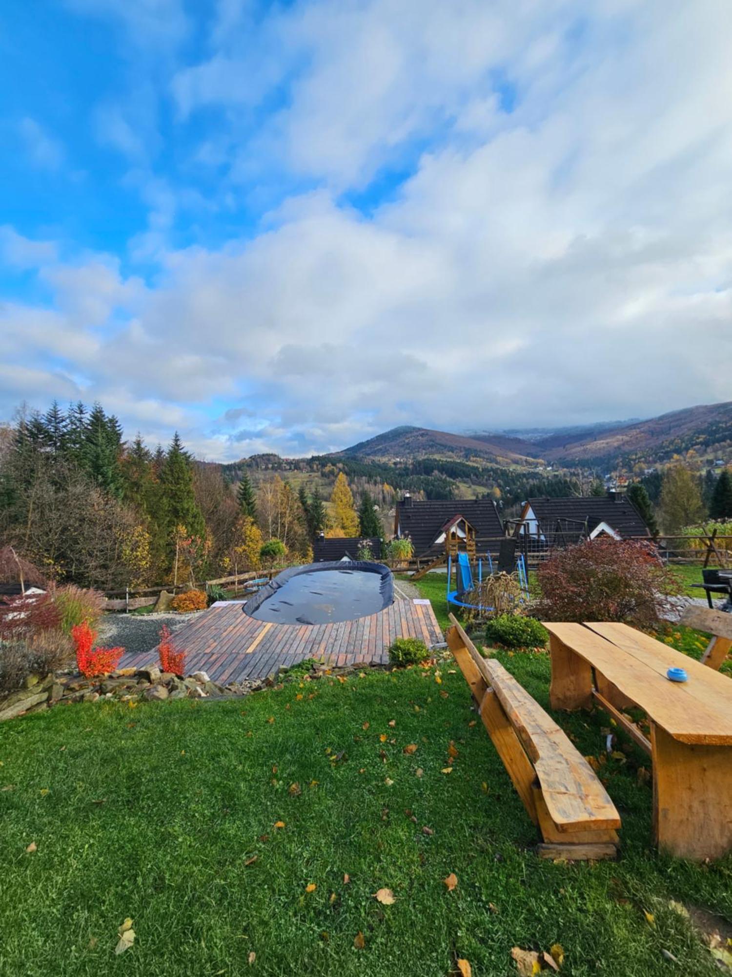 Zawoja Nad Korona Z Jacuzzi Villa Luaran gambar