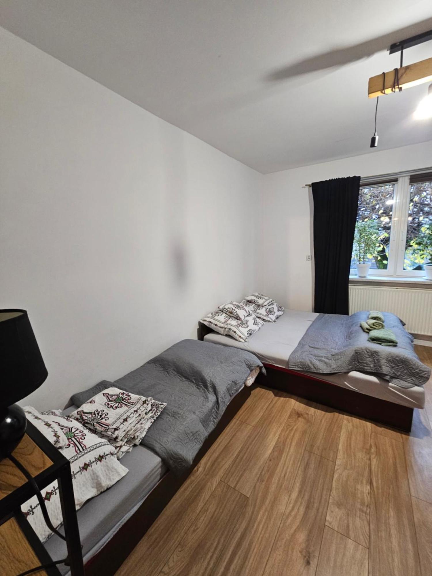 Zawoja Nad Korona Z Jacuzzi Villa Luaran gambar