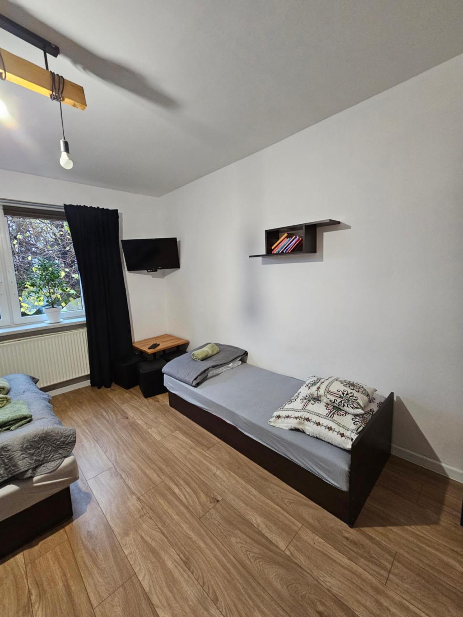 Zawoja Nad Korona Z Jacuzzi Villa Luaran gambar