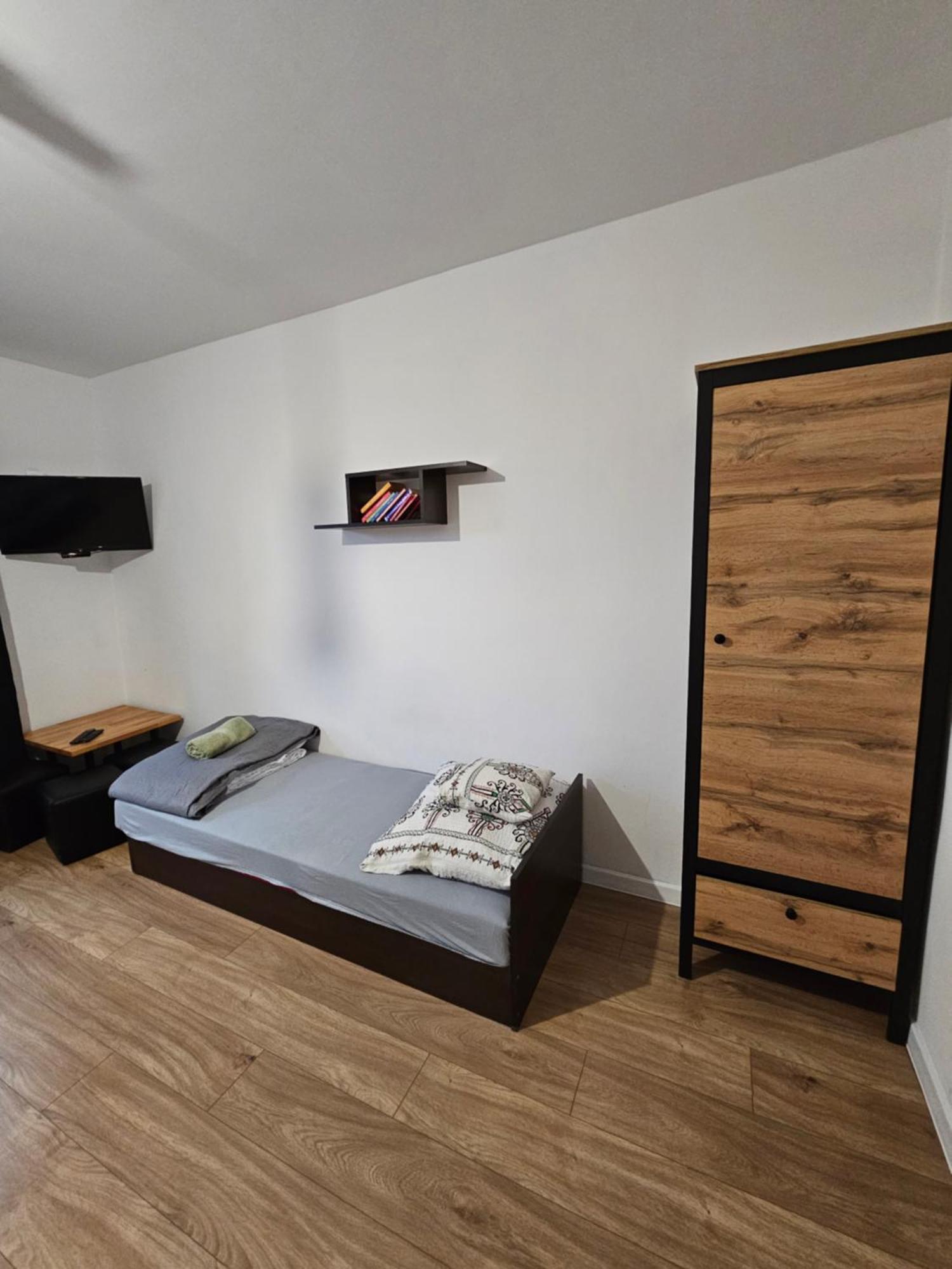 Zawoja Nad Korona Z Jacuzzi Villa Luaran gambar
