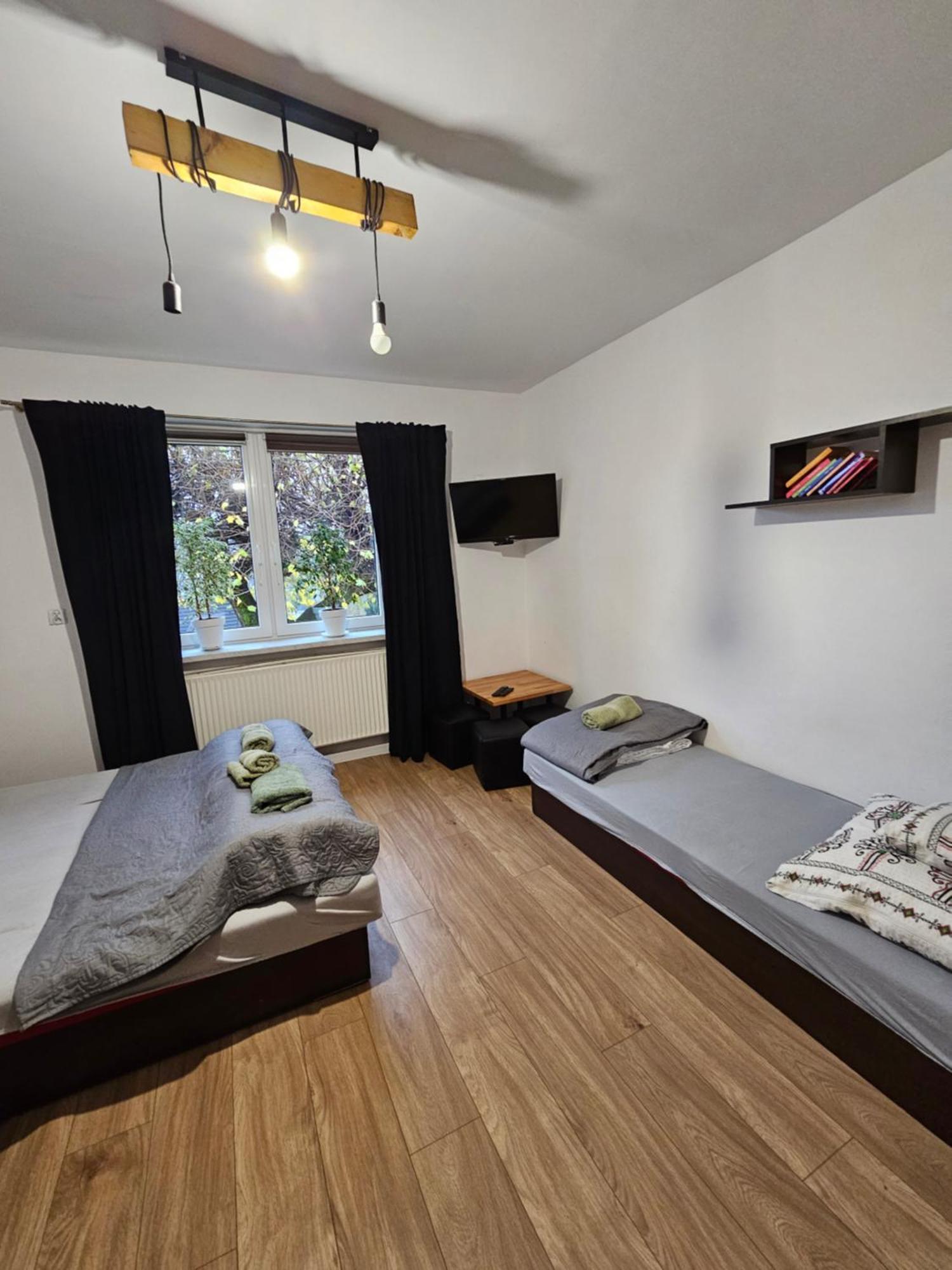 Zawoja Nad Korona Z Jacuzzi Villa Luaran gambar