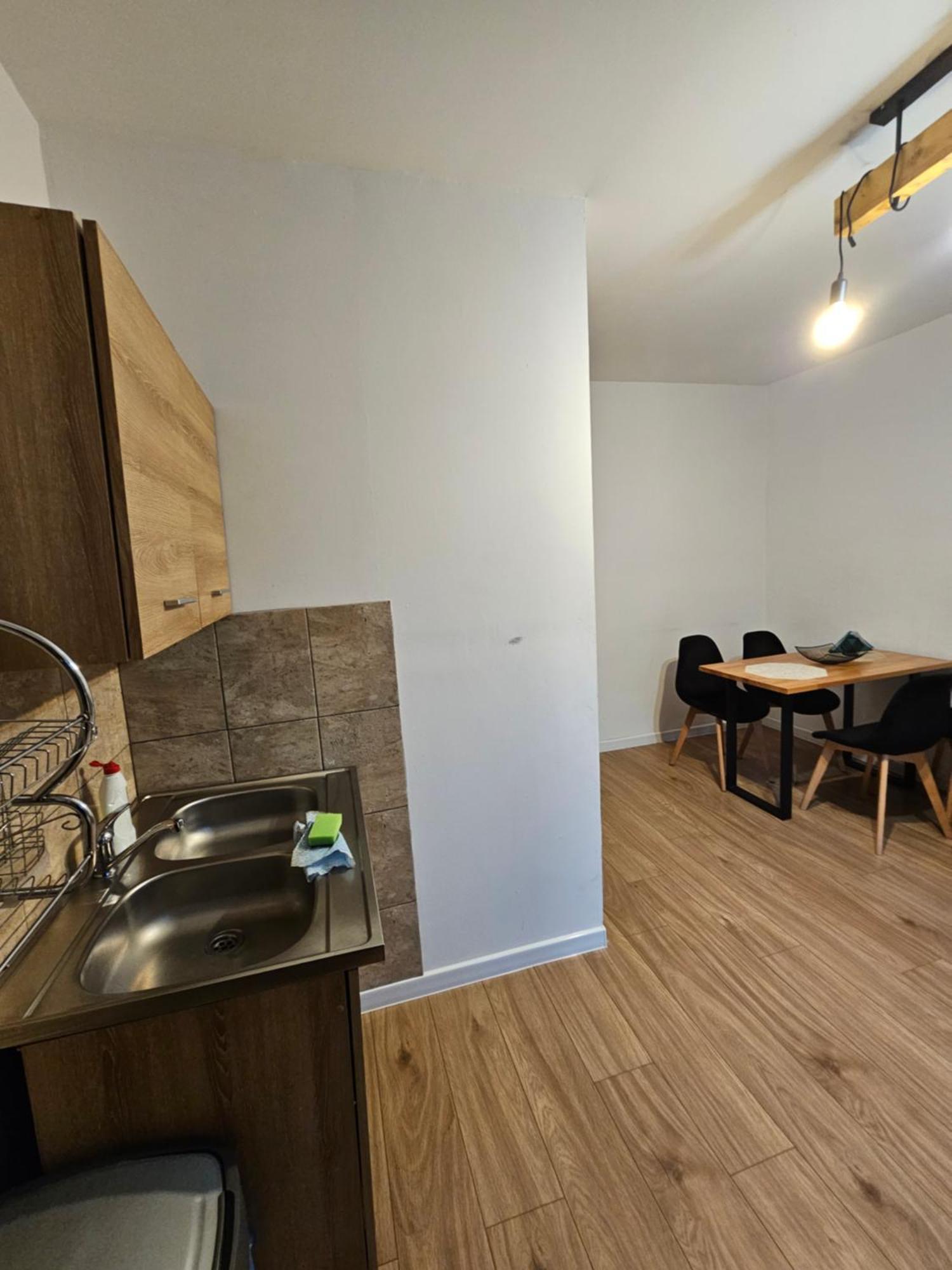 Zawoja Nad Korona Z Jacuzzi Villa Luaran gambar