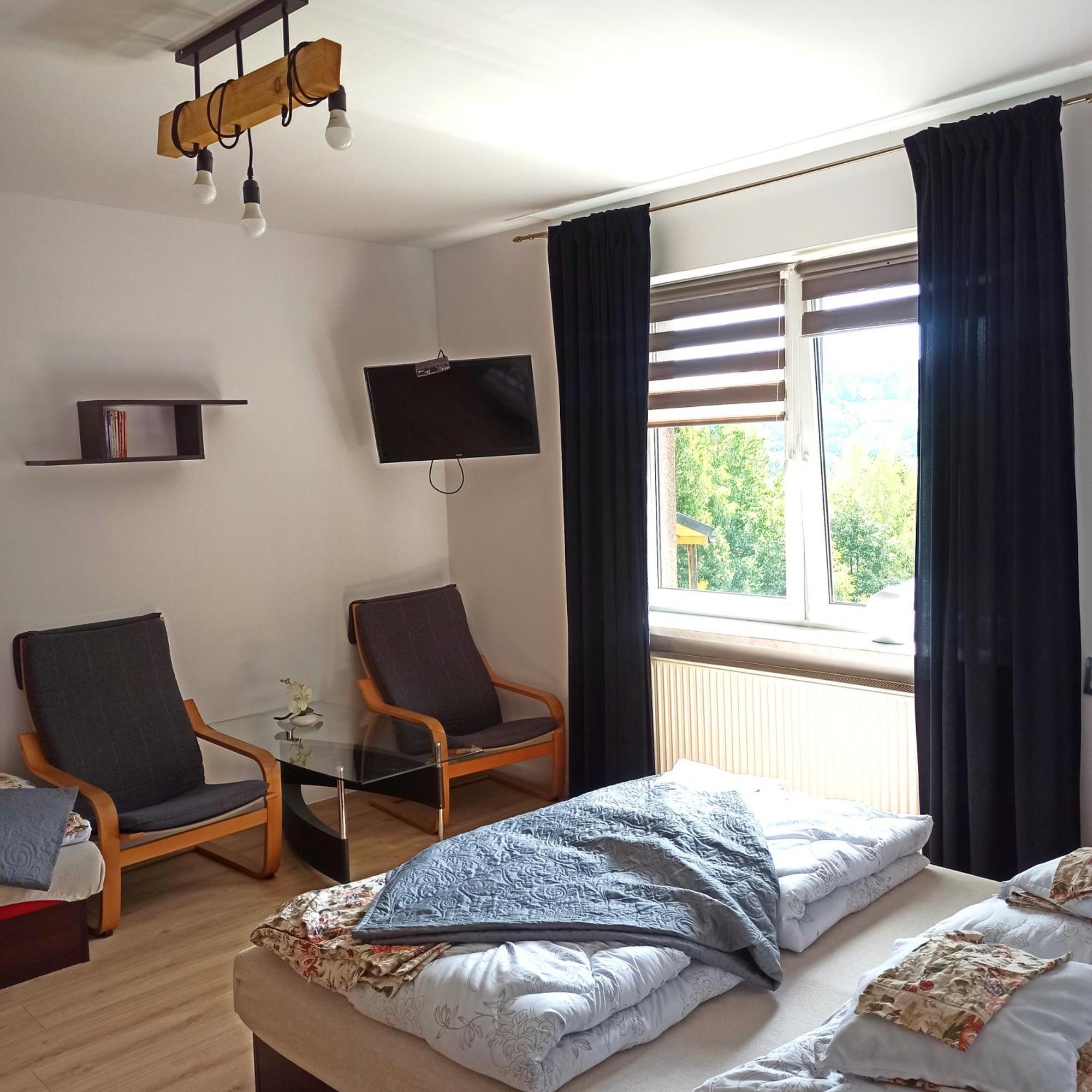Zawoja Nad Korona Z Jacuzzi Villa Bilik gambar