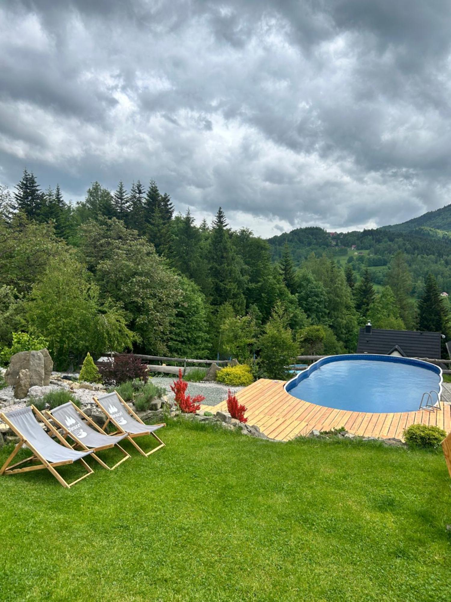 Zawoja Nad Korona Z Jacuzzi Villa Luaran gambar
