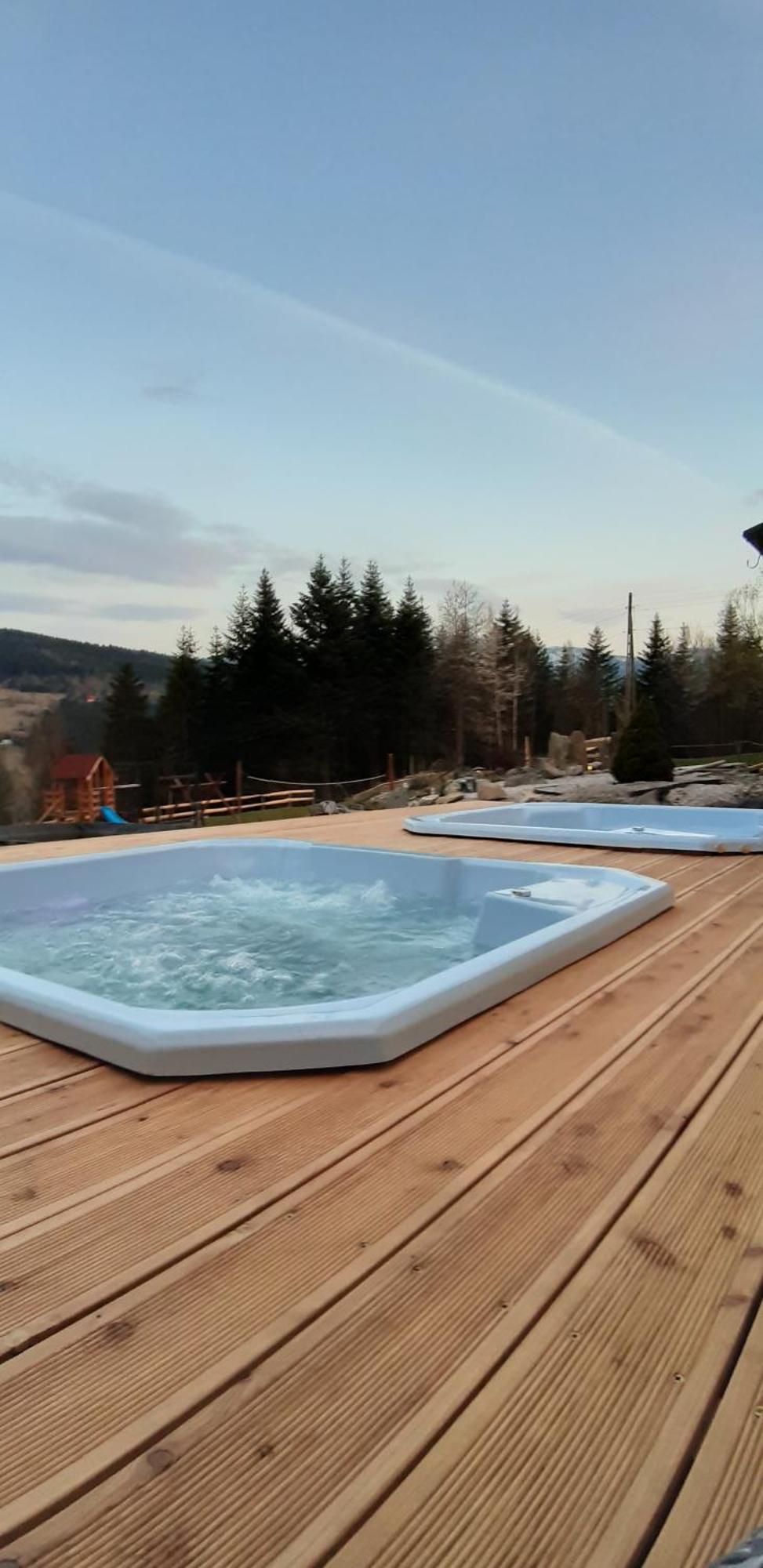 Zawoja Nad Korona Z Jacuzzi Villa Luaran gambar